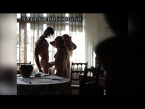 ❤️ Miqtë e seksit ftojnë një burrë gjigant dhe një treshe me të ❤️ Porno tek ne sq.gaypornforyou.ru ❌️❤